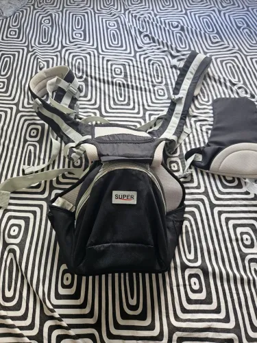 Vendo canguru pra bebê suporta até 20 kgs
