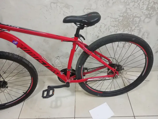 Bicicleta semi nova 