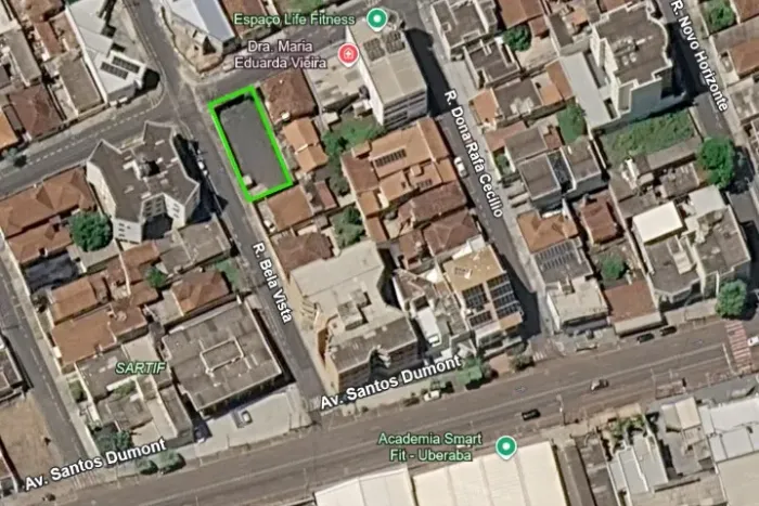 Terreno de esquina à venda -300 m² - Vila Maria Helena - Uberaba