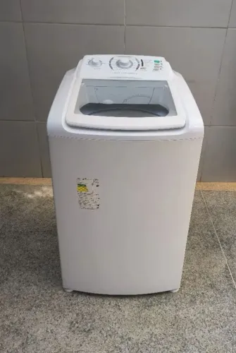 Máquina de lavar Electrolux 10kg funcionando perfeitamente faço entrega