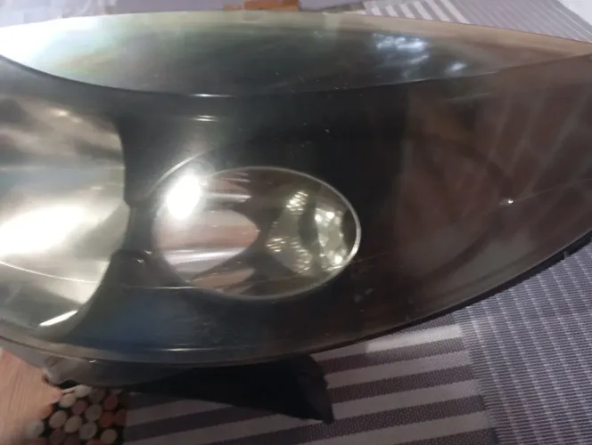 Farol Original Sandero Stepway 2010/2011