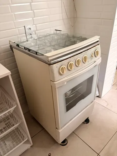 Fogão 4 bocas Brastemp