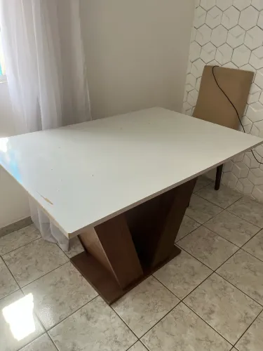 MESA DE JANTAR 1.20 X 70