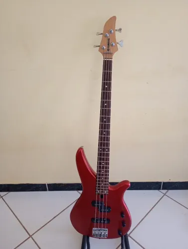 Contrabaixo Yamaha, 4C, RBX 174, Passivo.