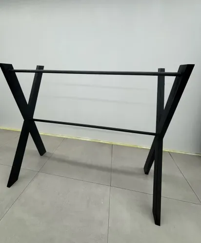 Arara de Roupas Modelo X- Estilo Industrial cada 350,00
