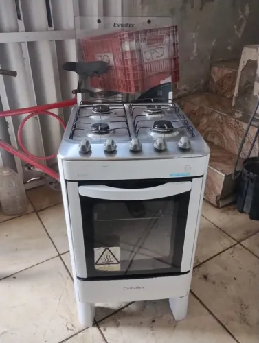 LINDO FOGÃO ESMALTEC FUNCIONANDO PERFEITAMENTE TUDO APENAS 350 REAIS