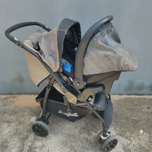 Carrinho de Passeio + bebê conforto - Burigotto - Rio K - De 0 a 15 Kg - Preto
