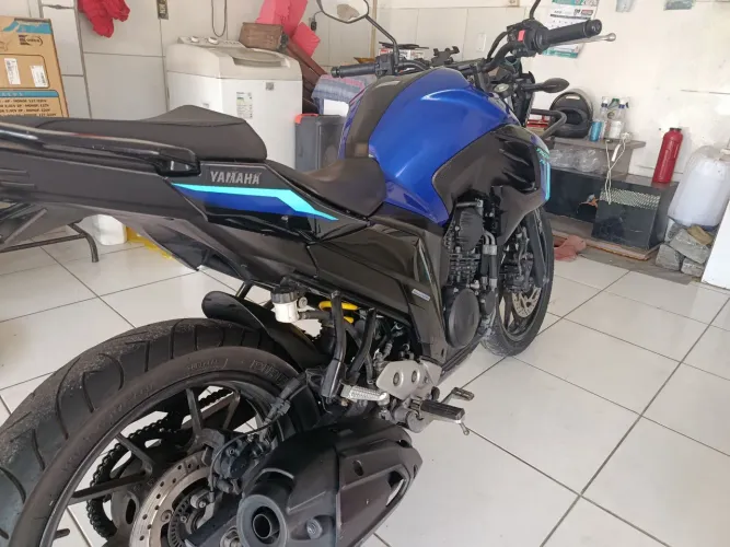 Vendo fz25, super nova