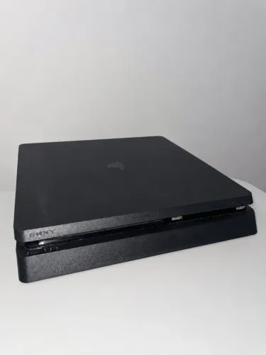 ps4 slim 1tb + 1 controle + gta v + cabos