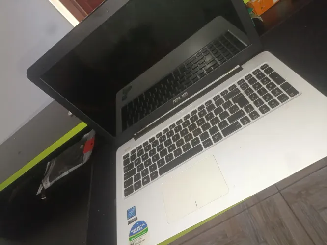 Notebook Asus