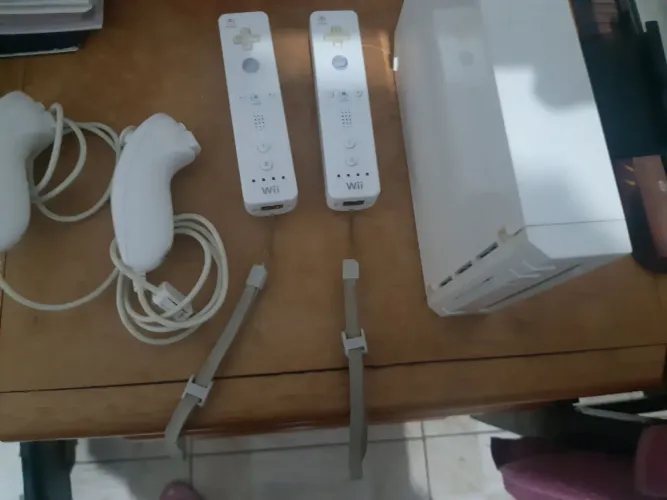 Nintendo Wii com jogos