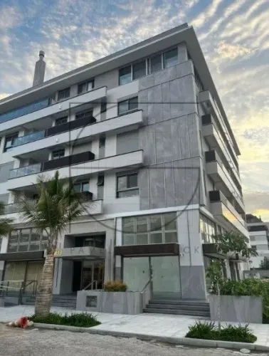 Apartamento à venda em Jurerê, Florianópolis