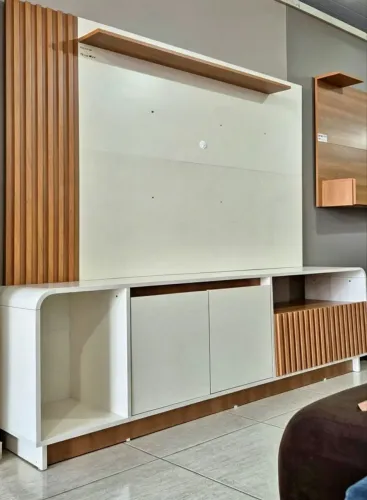 Painel com rack