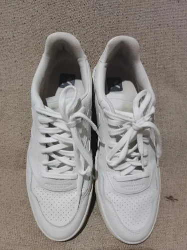 Tênis V-90 EXTRA WHITE tamanho 44 original da veja, usado mas semi novo.