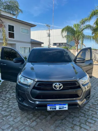 Toyota Hilux CD SR 4X4 2.8 TDI Diesel Aut. 2025