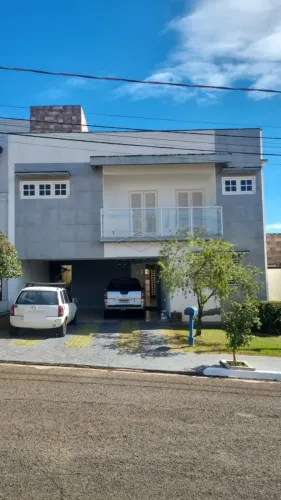 Sobrado à venda - Villaggio I