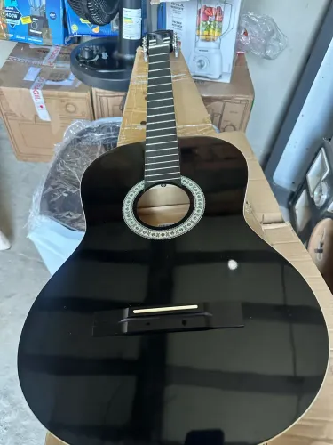 Vendo Violão Giannini, nunca usado