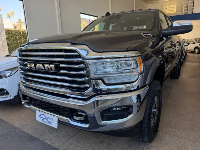 Ram 3500 Limited Longhorn 6.7 TB CD Diesel 2022