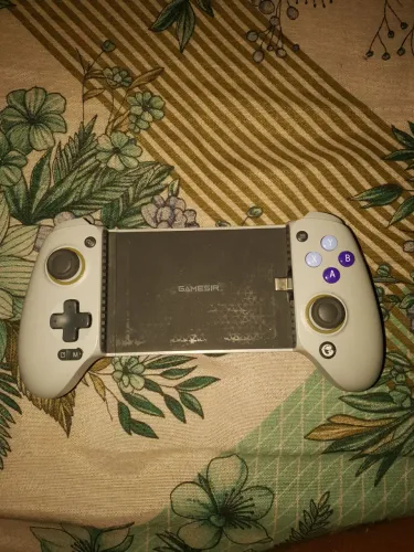 Controle Gamesir G8 Gallileo para celular