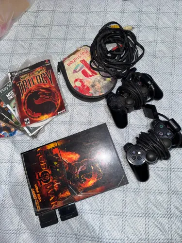 VENDO PLAYSTATION 2 USADO, TODO ORIGINAL 