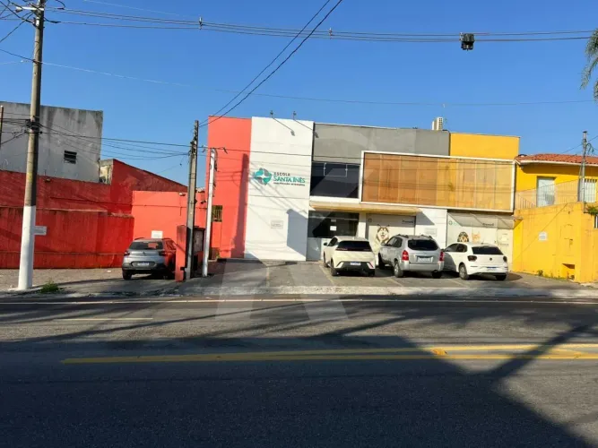 Imóvel comercial na Av. Santa Inês, 424 m²