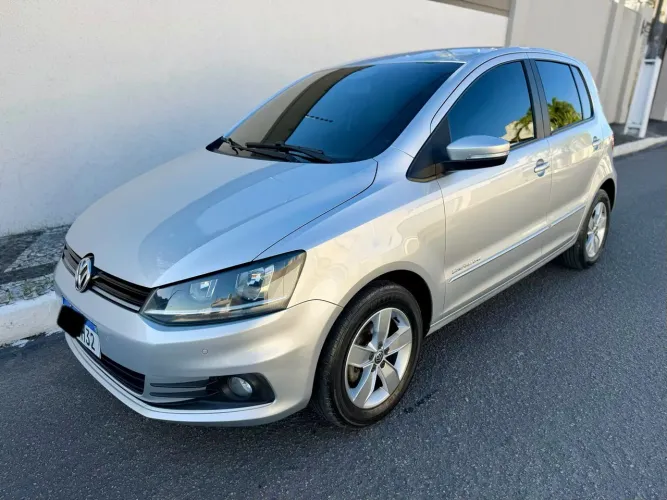 Volkswagen Fox Comfortline 1.6 Flex 8V 5P 2017