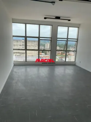 Sala Comercial no Business Center no Centro de SJCampos