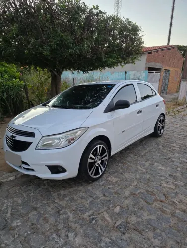 Chevrolet Onix JOY Hatch 1.0 8V Flex Mec. 4P 2018