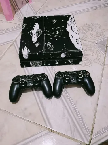 Vendo PS4