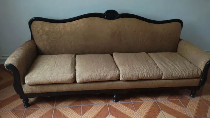 Vendo esse conjunto de estofados Colonial