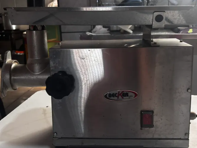 Máquina de moer carne 