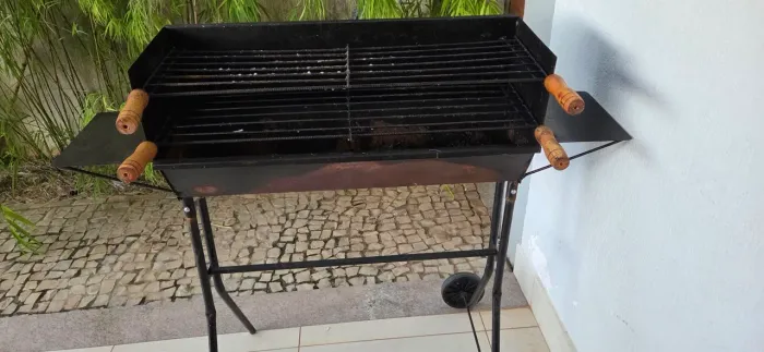 Vendo Churrasqueira Espetinho