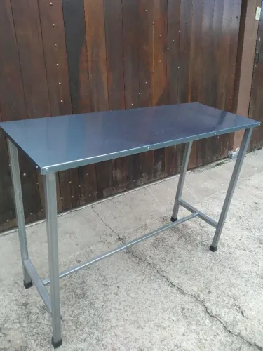 Mesa de aço inox