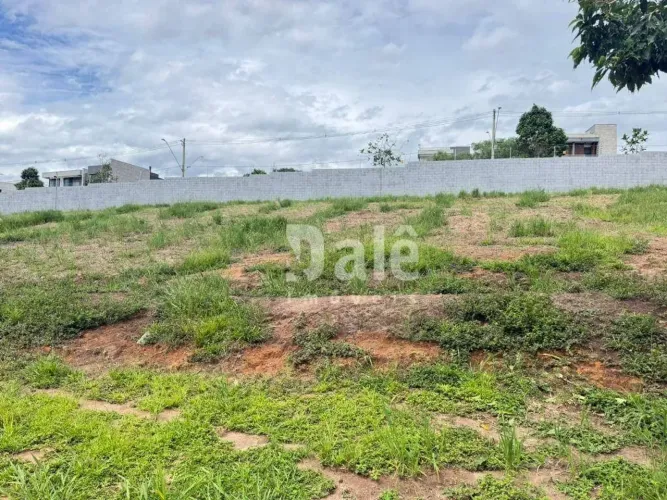Terreno à venda, 600 m² por R$ 1.000.000,00 - Condomínio Residencial Colinas do Paratehy -