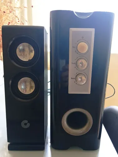Subwoofer com controle central frontal R$ 85,00e caixa satélite Codegen QC 021