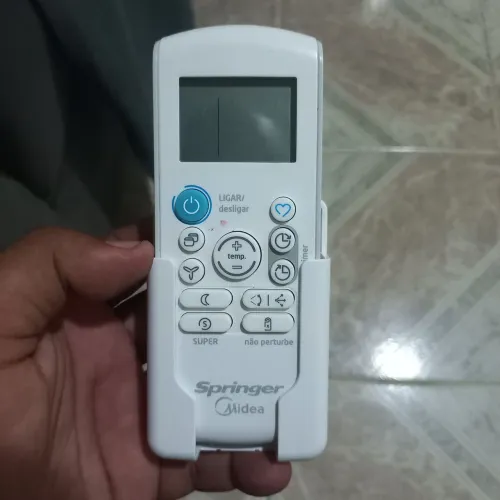 Controle remoto para ar Sprint da marca Springr Mídia original e novo.