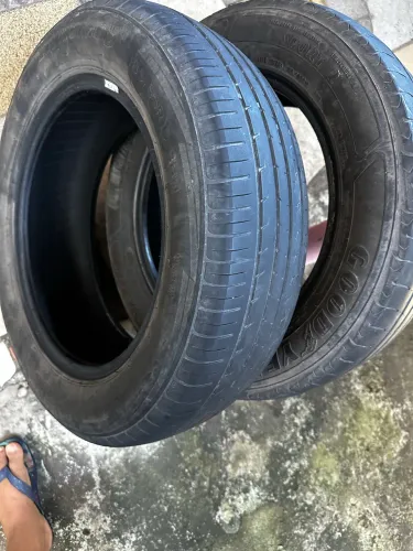 2 pneus aro 15, 185/65