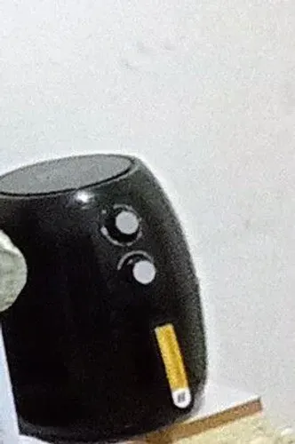 Vendo uma televisão de r$ 750 32 polegadas de LED awa por 750 reais brinde uma erfray