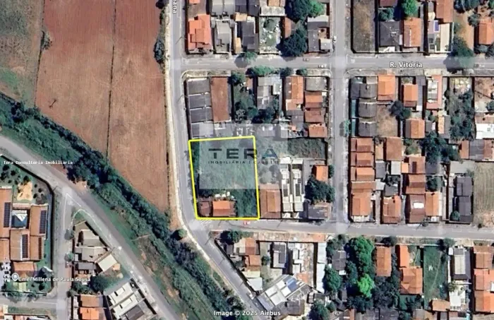 Terreno para Venda em Senador Canedo, Setor central