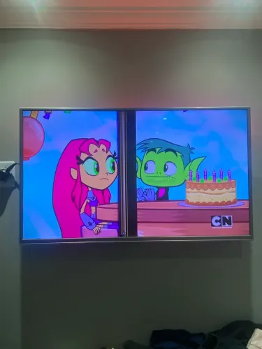 Vendo Smart tv semp 43 polegadas apenas com essas linhas
