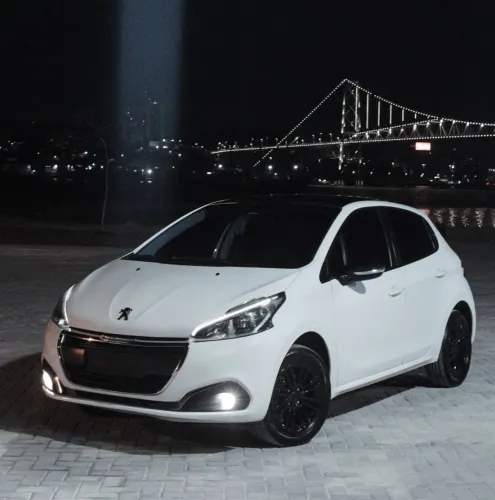 Peugeot 208 Allure 1.2 Flex 12V 5P Mec. 2017