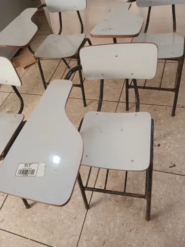 Cadeiras universitária