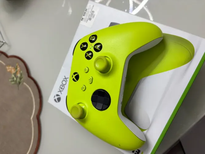 Controle Sem Fio Xbox - Electric Volt