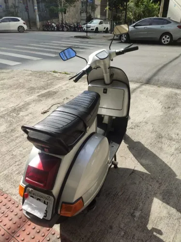 Vespa Raridade Placa Preta