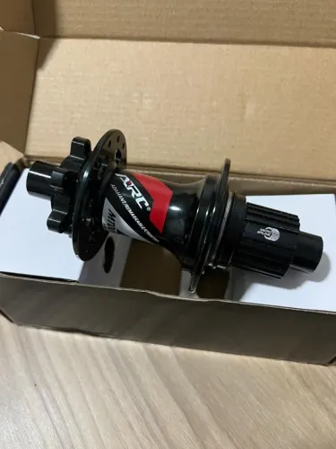 Cubo traseiro ARC mt009 Micro spline 28 furos (Usado por 30 a 40km)
