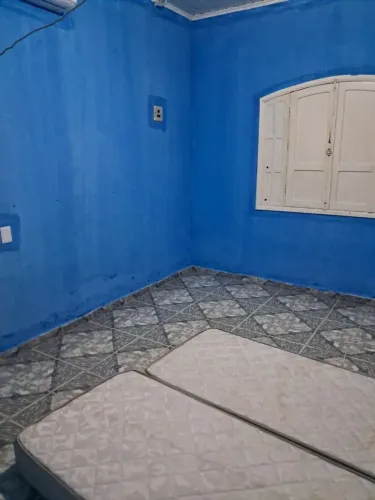 Aluga-se casa