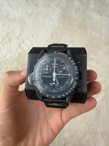 Omega x swatch moonswatch mission to the moonphase