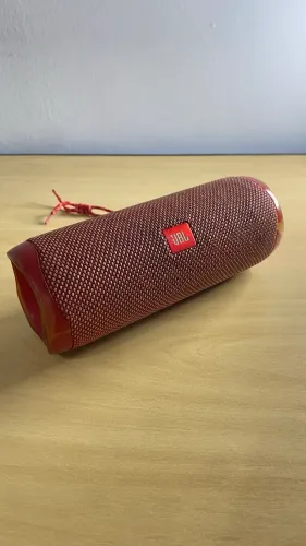 Caixa de som JBL flip 5