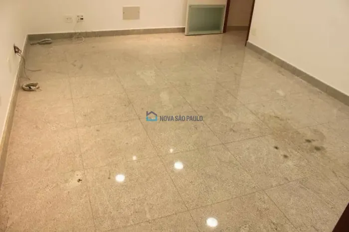 Conjunto Comercial - 36m² - 1 Vaga - Moema