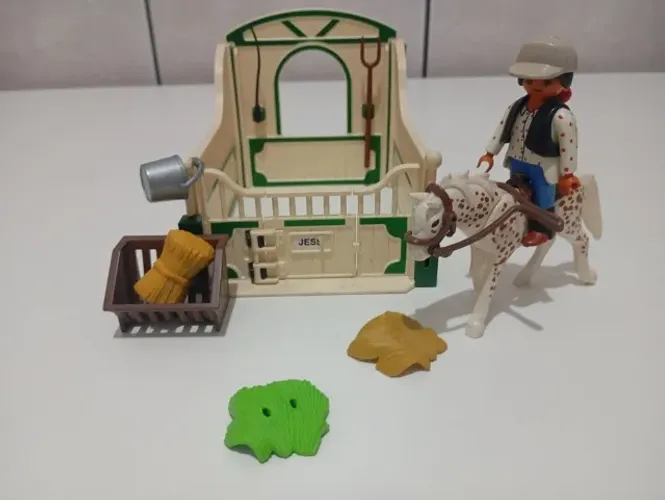 Playmobil estábulo 1